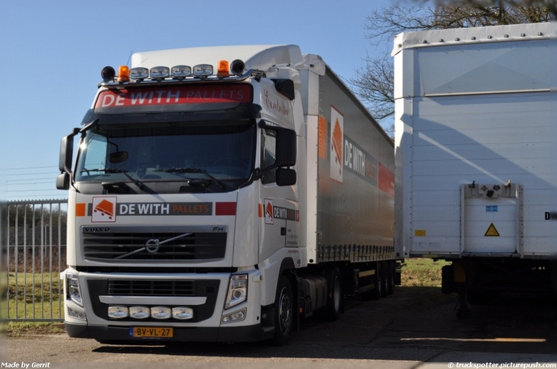 With Pallets, de Zeewolde Transportfotos.nl
