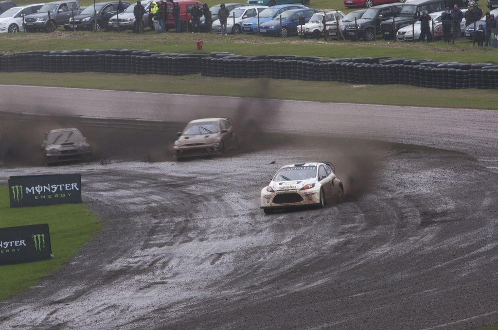 IMAGE: http://www3.picturepush.com/photo/a/8075276/1024/Anonymous/Mud.jpg