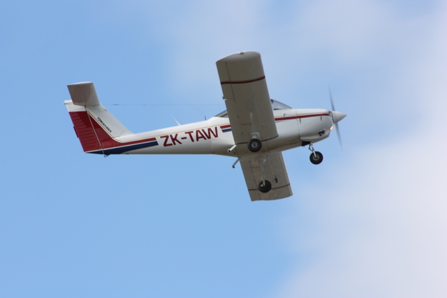 IMAGE: http://www3.picturepush.com/photo/a/8627066/640/8627066.jpg